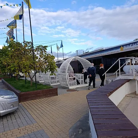 сади рів'єри 2 *