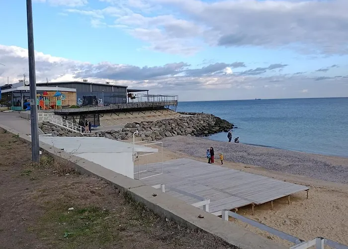 сади рів'єри 2 Apartment Odesa